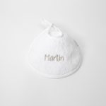 Babero redondo de rizo personalizado mediante bordado Color blanco