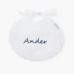 Babero personalizado bebé bordado