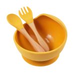 Bol de silicona con ventosa antideslizante y juego de cuchara y tenedor de silicona con mango de madera, personalizado con el nombre del bebé. Material.- Producido con silicona 100% de grado alimentario libre de BPA, libre de pvc, libre de ftalato, producto sostenible, de fácil lavado acepta lavavajillas , no tóxico. Medidas.- 8,5cm. x 12cm. x 5cm. Peso.- 144,2 grs. Franja de edad de 0 - 48 meses Exportado principalmente al mercado EE.UU, Japón y Corea del Sur. Certificaciones .- BPA free, CPC, ISO 09001, LFGB, EN14372 CUCHARA y TENEDOR personalizados Producido con silicona y mango de madera personalizado con el nombre del bebé. Silicona 100% de grado alimentario, libre de BPA, libre de ftalato, sin nitrosaminas, respetuoso con el medio ambiente. Producto duradero y seguro. Medidas.- 3,5cm x 14cm. peso.- 40grs.