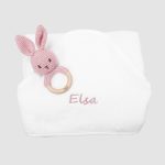 Capa de baño bebé personalizada, algodón 100%, medidas 90cm x 100cm con certificado OEKO-TEX STANDARD 100. Lavado a máquina 30º Secado en secadora máx. 60º Personalizable Color blanco