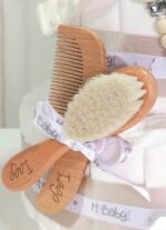 Cepillo y peine de madera personalizados