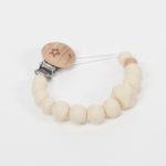 Chupetero silicona MOMMA de grado alimentario libre de BPA, PVC, Ftalatos, cadmio y plomo. Pinza de madera y cordón de nylon de alta resistencia,bajo normativa europea EN12586:2007 (A1:2011)
