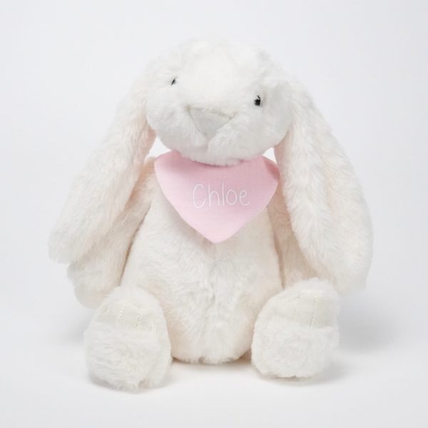 Conejito personalizado BIG BUNNY de peluche 32cm. Se puede personalizar añadiendo una camiseta con el nombre del bebé o una bandana de muselina con el nombre del bebé impreso, elaborado por Hi Baby! Para añadir a las tartas de tartas de pañales personalizadas o a las Canastillas bebé Personalizadas Todos nuestros peluches disponen de los ensayos de laboratorio y certificados según normativa Europea EN71 garantizando de esta manera la total seguridad para los más pequeños, estando nuestros peluches exentos de tintes tóxicos y partes peligrosas.