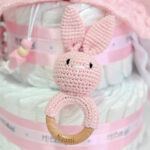 Mordedor sonajero crochet orejitas con aro de madera de haya personalizado. 15 cm