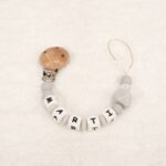 Chupetero silicona personalizado Momma gris